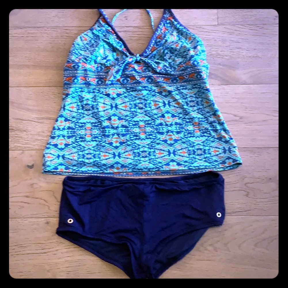 Takini suit